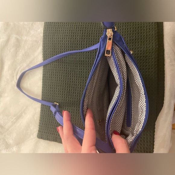 Blue Crossbody Bag - NWOT - Picture 4 of 5